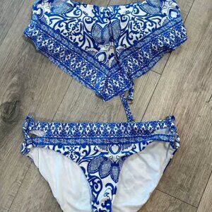 Gianni Bini Bikini Blue and White Print Two Piece Bandeau Top